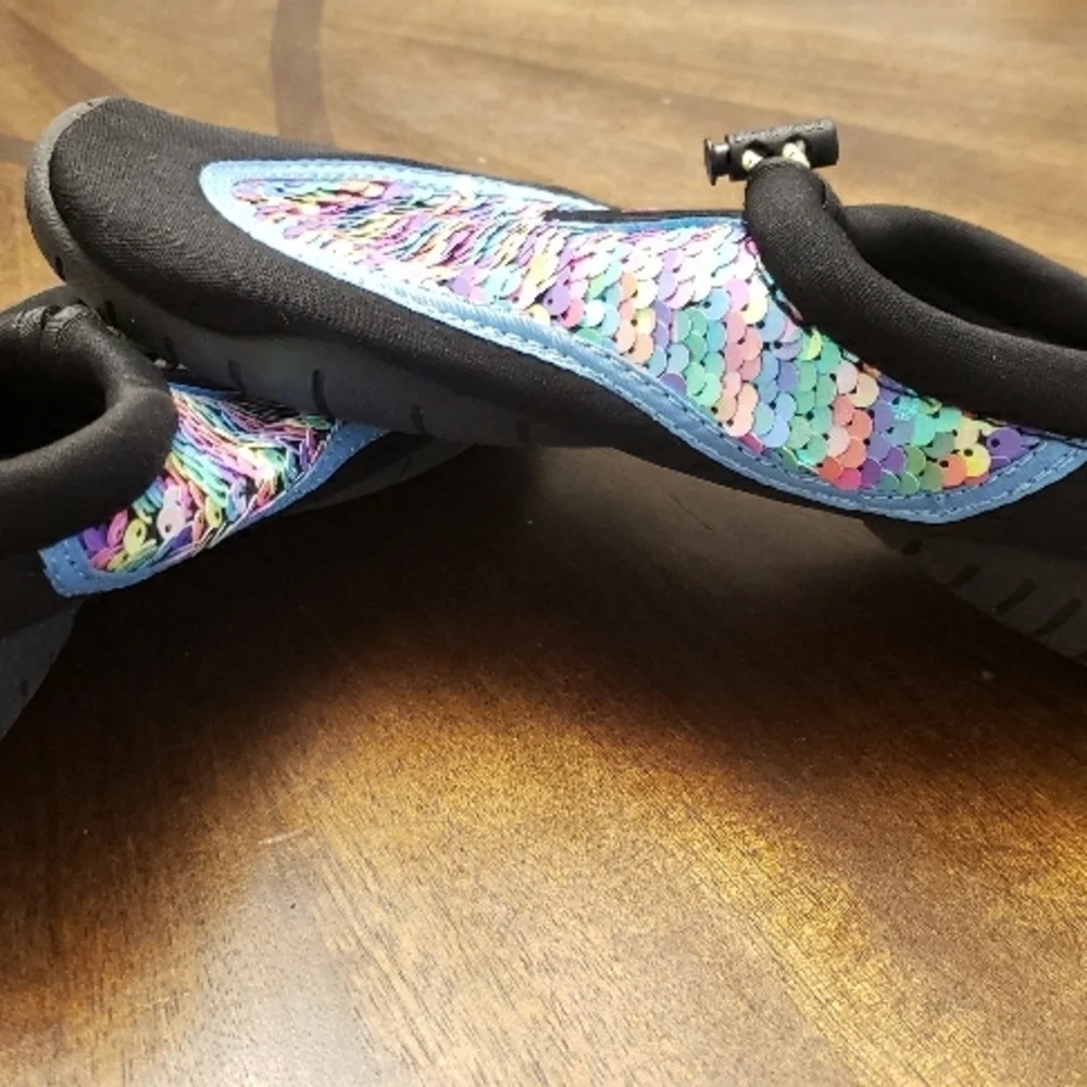 Body Glove Blue and Black Water Shoes